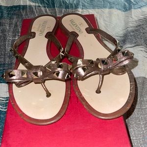 Size 39 authentic Valentino stud sandals